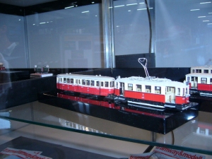 Auch diverse Tramwaygarnituren im Modell wurden ausgestellt !