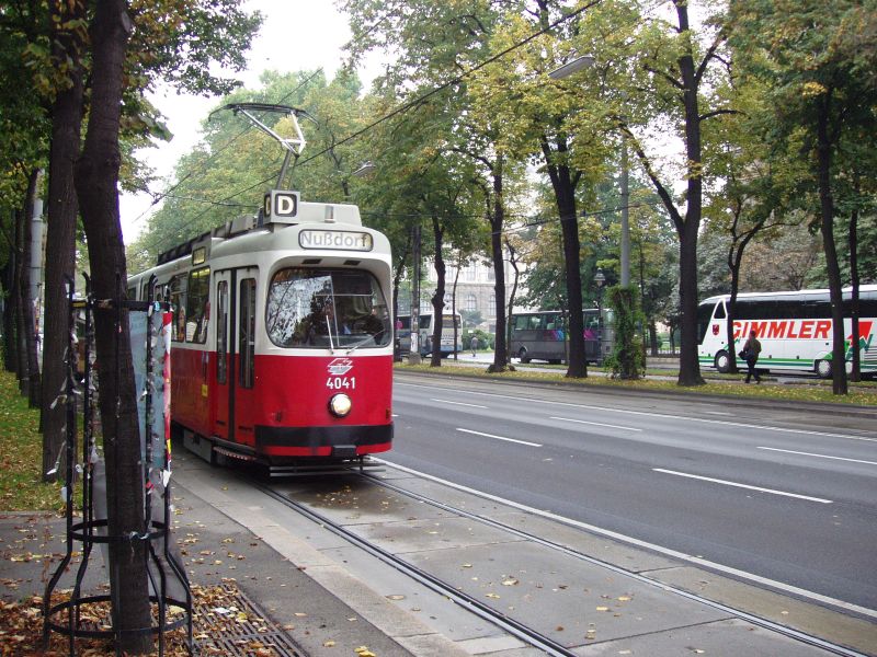 E2 4041 auf Linie D