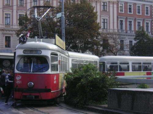 4851 (1)