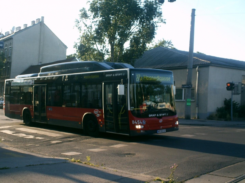 NL273T2 5