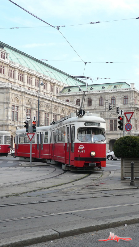 2008/08/22 | J (Kärntner Ring, Oper) | 4541 + 1119