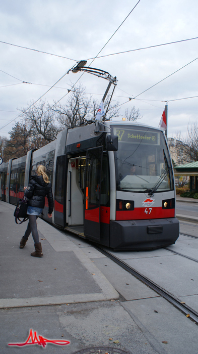 2009/11/16 | 37 (Paradisgasse-Gatterburggasse) | 47 | Ablenkung der Linie 37 nach Grinzing 07