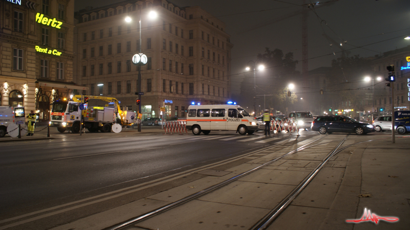 2009/11/21 | Schwarzenbergplatz | partielle Ringstraßensperre aufgrund einer Demonstration