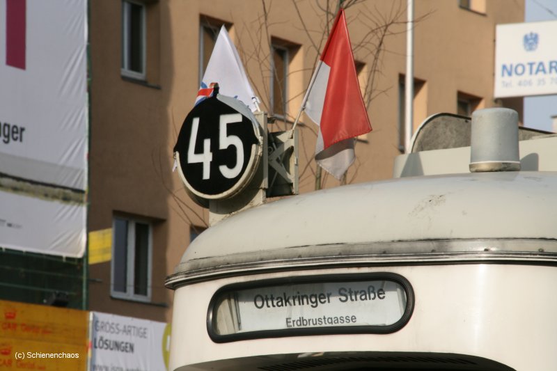 Dachsignal: Linie 45