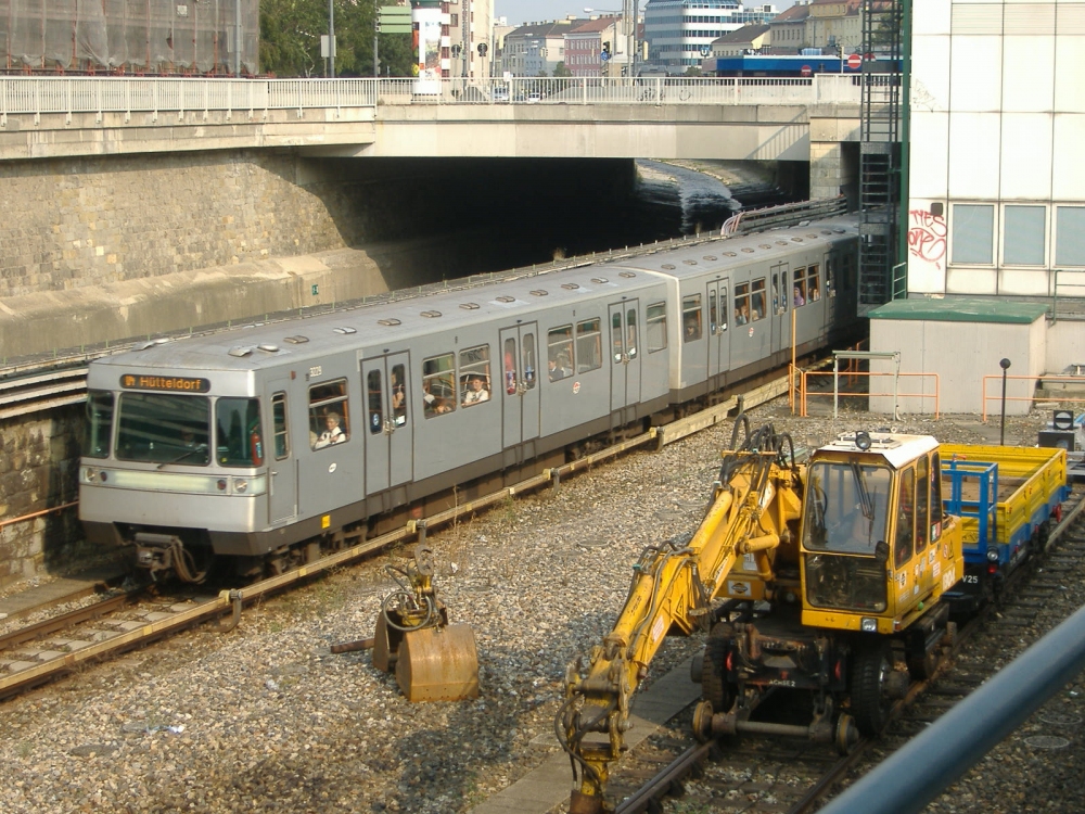 U4