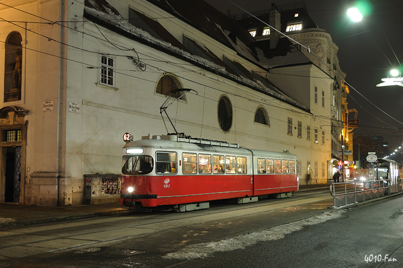 4541 solo bei der Paulanergasse