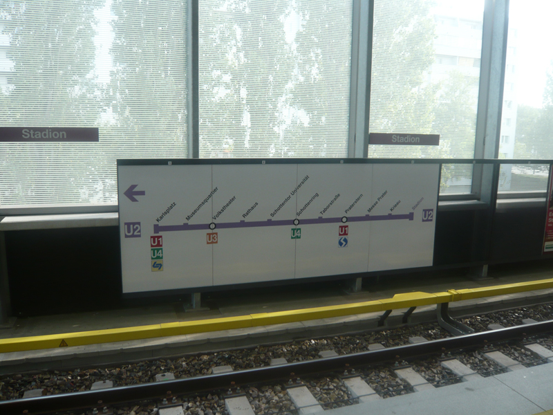 U2 Stationentafel