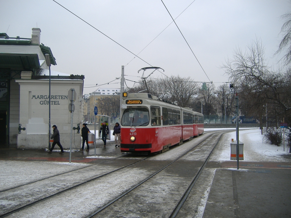 4313 - Linie 18