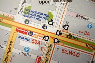 Fehlerhafter Umgebungsplan in der U-Bahn-Station Karlsplatz