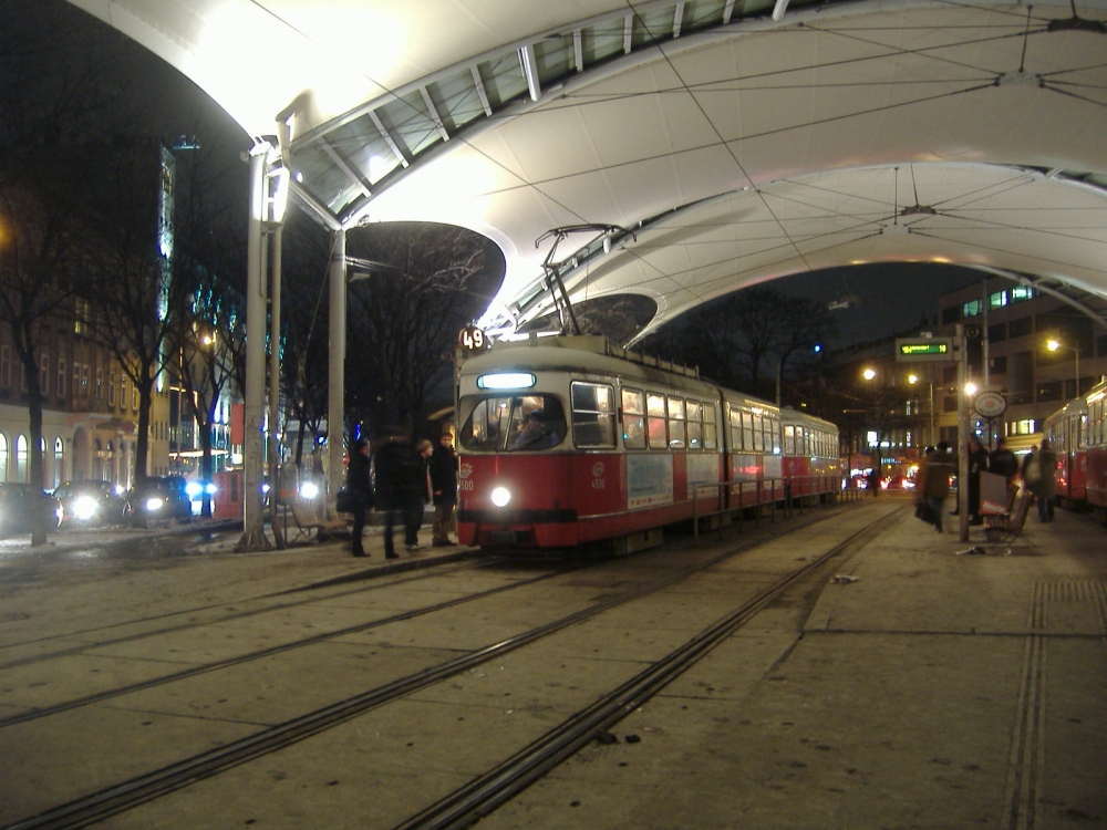 4500 - Linie 49