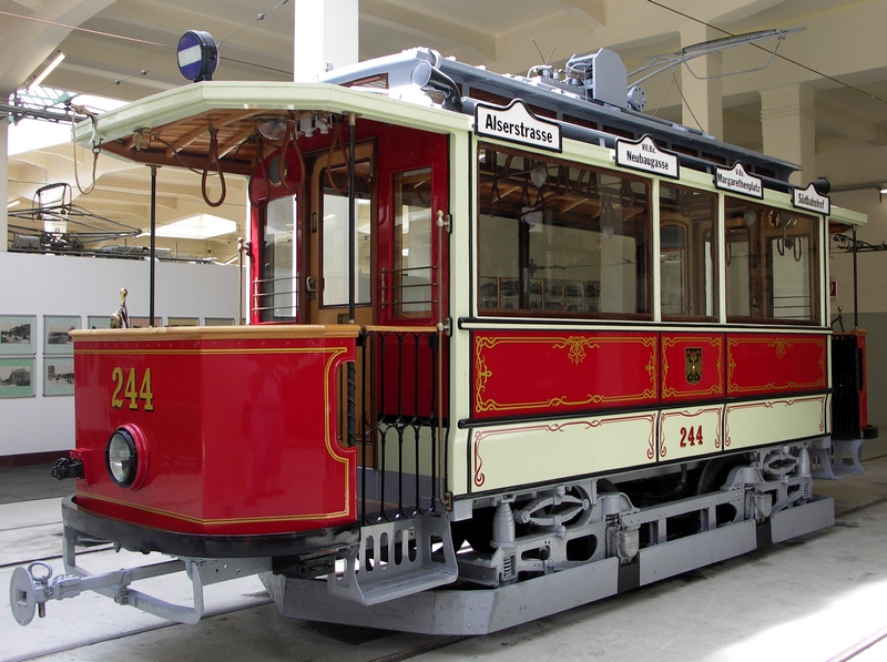 D - 244 - 004