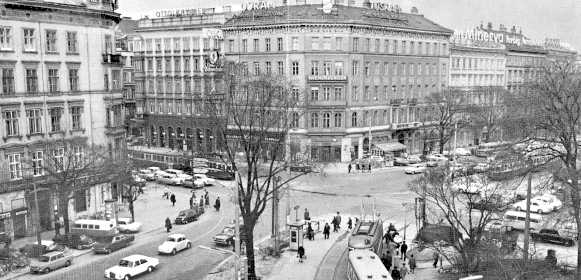 Karlsplatz Mai 1969 - Kärntner Straße