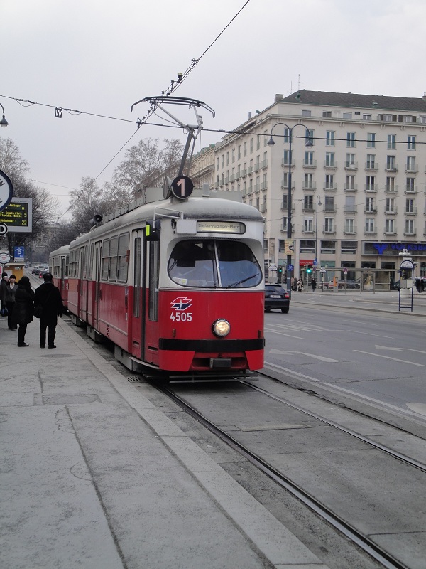 E1 4505