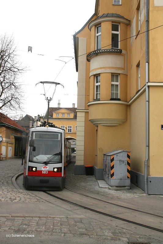 B 683