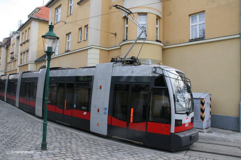 B 683