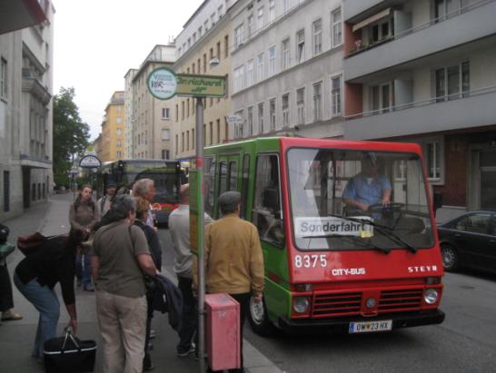 GrünerPraterbus