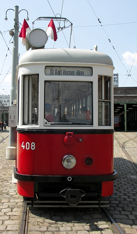T1 - 408 - 002