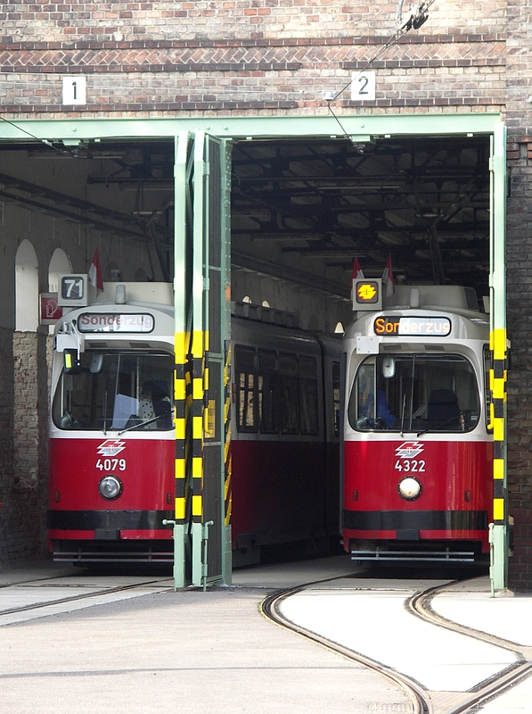 E2 - 4079 - 004