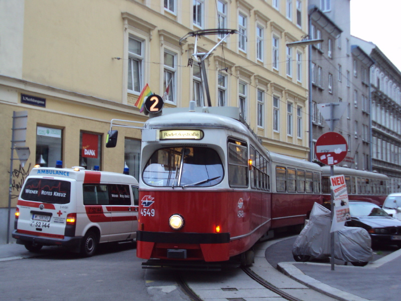 E1 4549 + c3 1222 - Linie 2