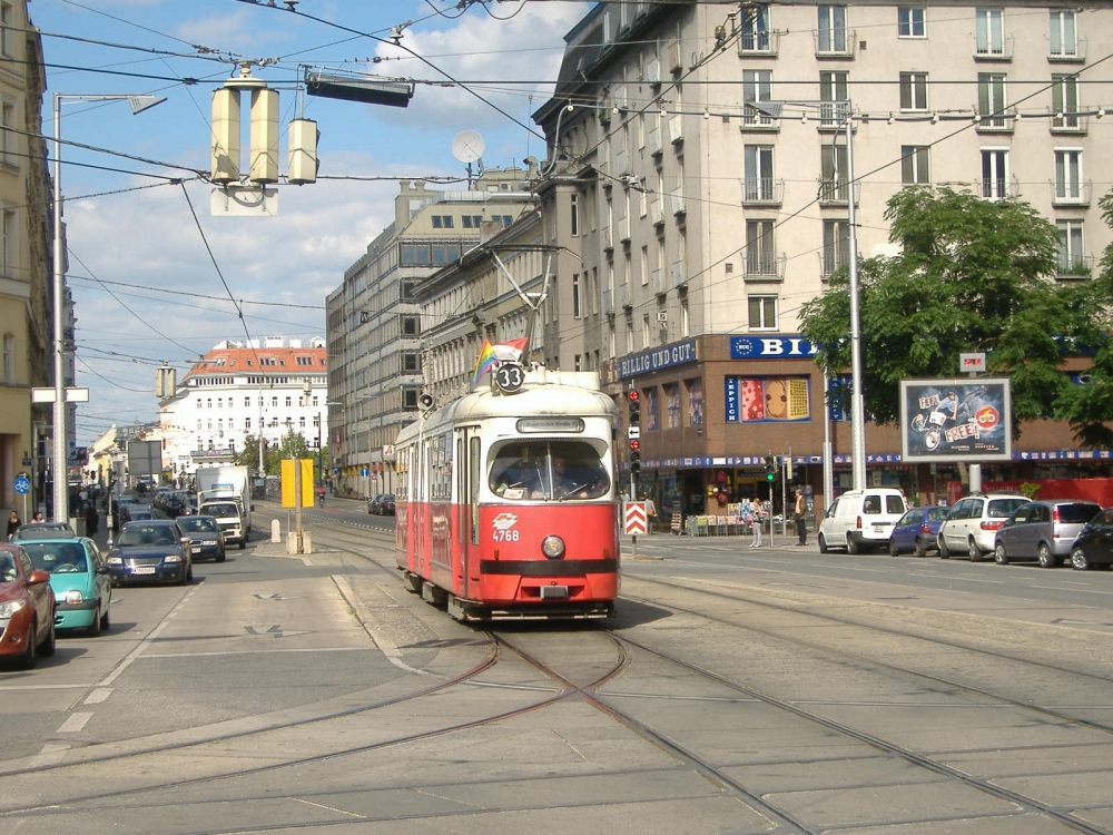 4768 - Linie 33