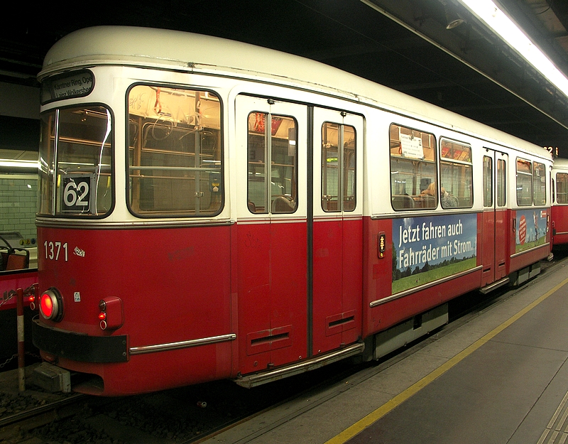 c4 - 1371 - 001