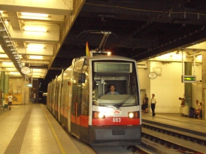 B 693 - Linie 18