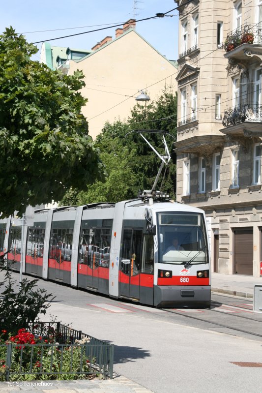 B 680