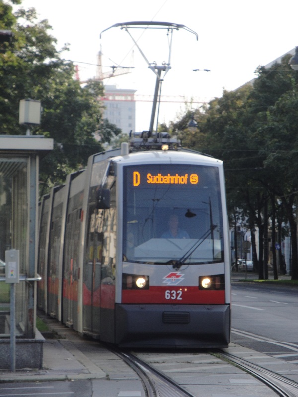B 632