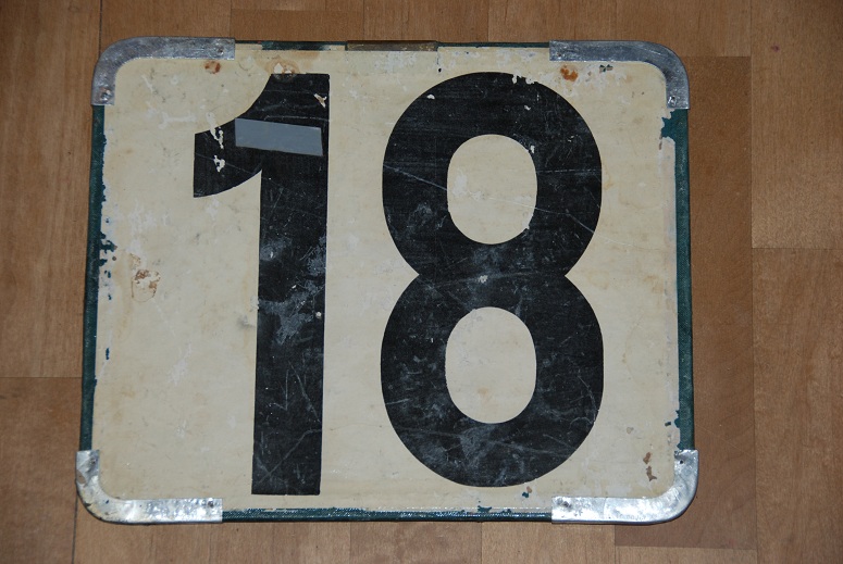 Tafeln/Schilder 9, 18, 46 und J 2