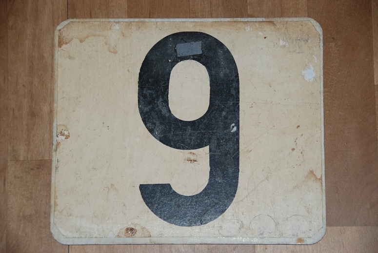 Tafeln/Schilder 9, 18, 46 und J 3