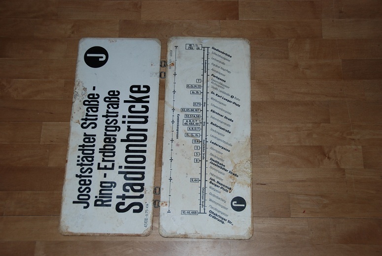 Tafeln/Schilder 9, 18, 46 und J 8
