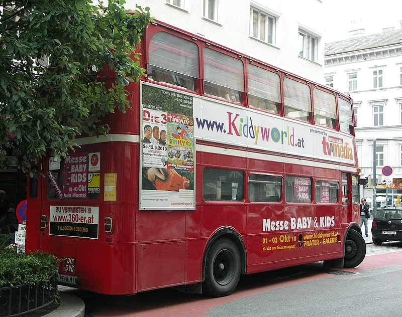 Routemaster 018