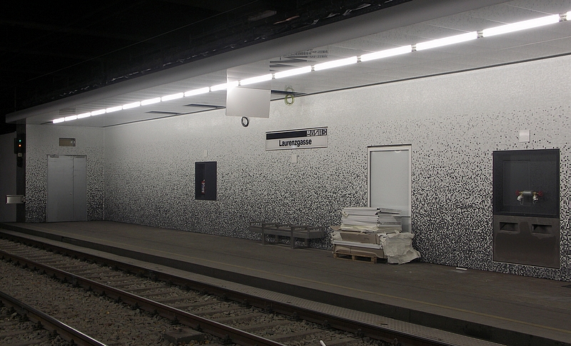 1751 - Laurenzgasse - 1, 62 und WLB - 001