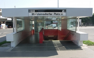 0426 - Matzleinsdorfer Platz - 1 und 6 - 005