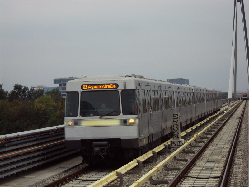 U11 2270 - Linie U2