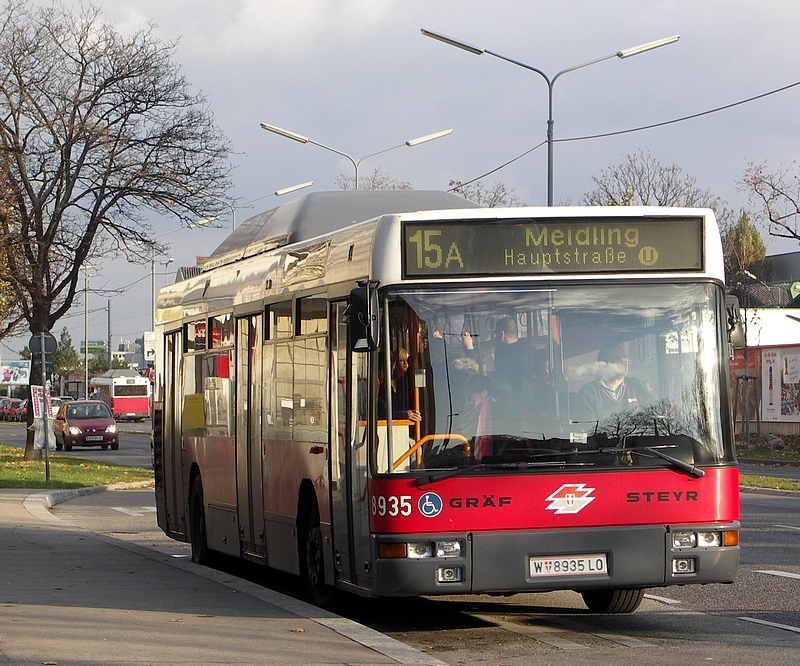 NL 205 M12 - 8935 - 001
