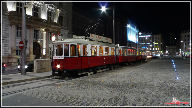 2010/11/13 | M1 4152 + m3 5419 + m3 5400 am Schwarzenbergplatz