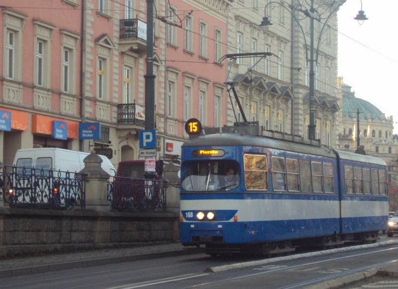 E1 #168 - Linie 15