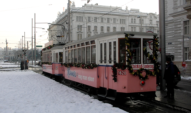 Manner Christkindl-Sonderzug 2010 - 002