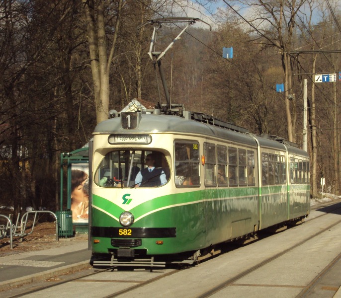 582 - Linie 1