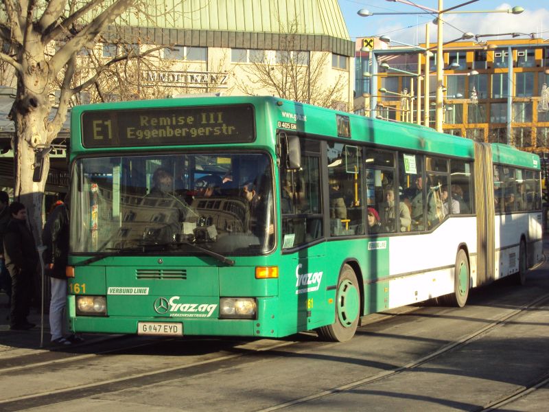 Mercedes O 405 GN 161 - Linie E1