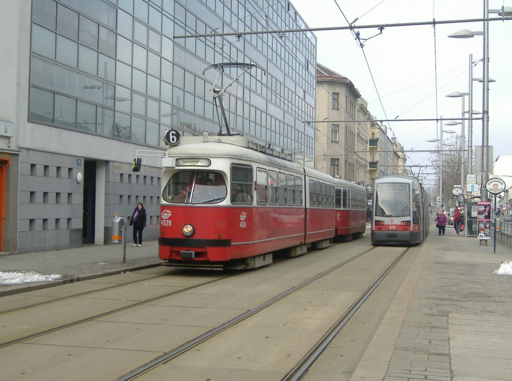 4526 Linie 6