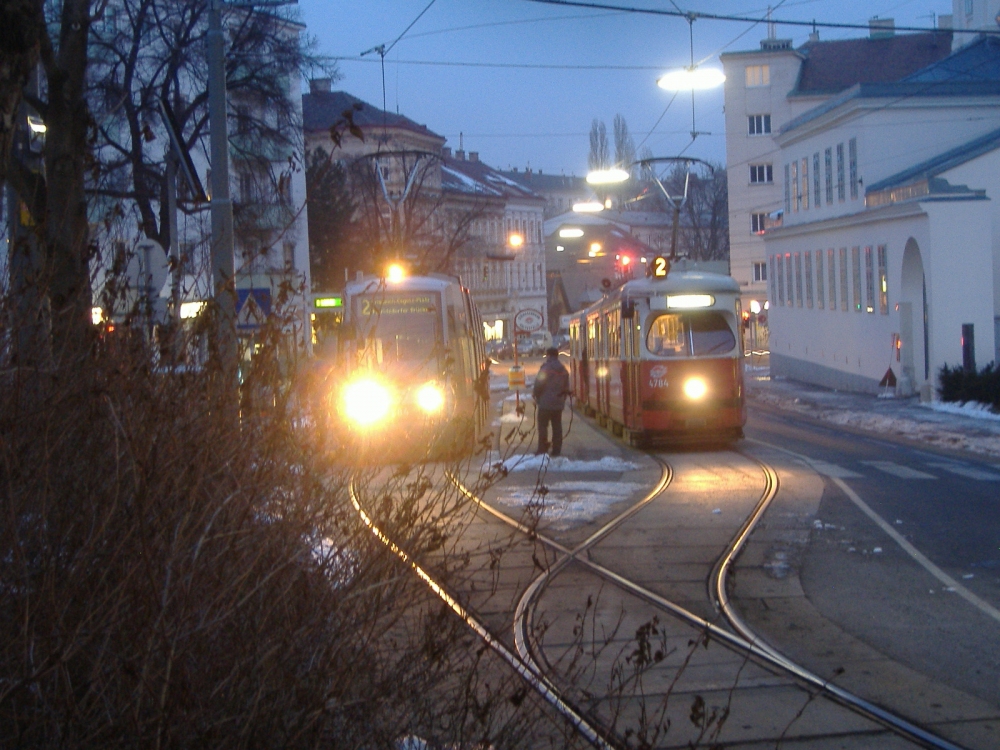 684 + 4784 - Ottakring