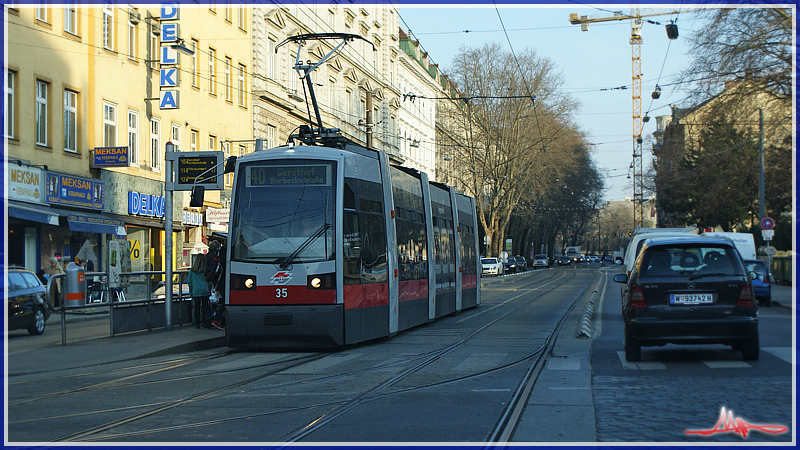 2011/03/23 | A 35 mit LED-Spitzenlicht