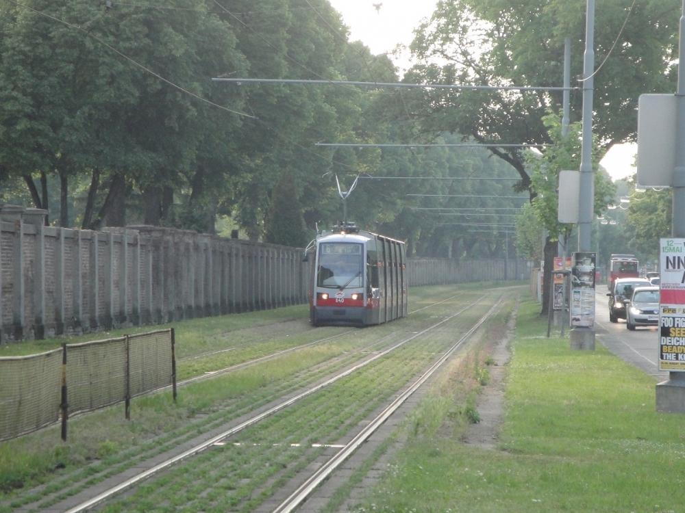 B 640