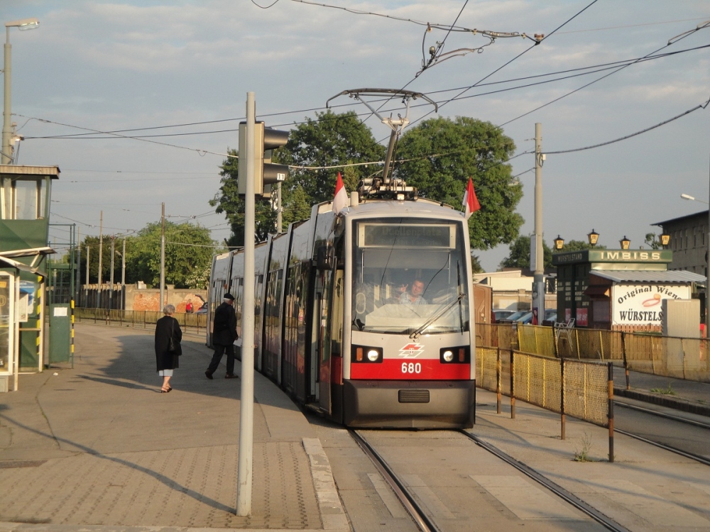 B 680