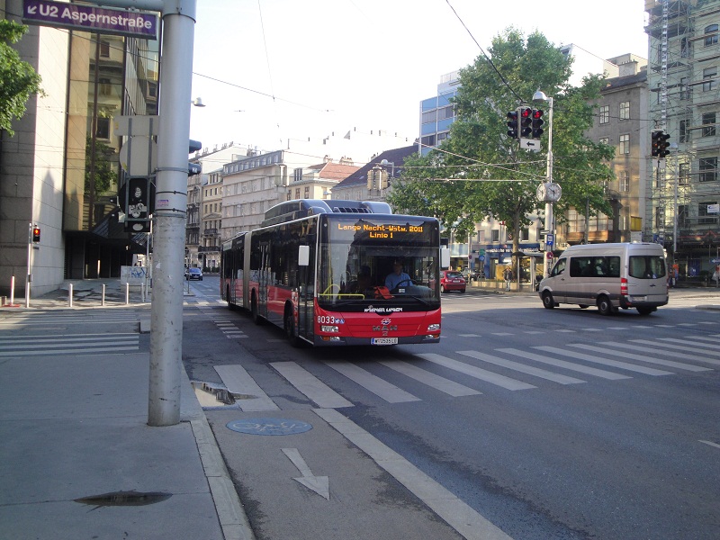 1_Busshuttle 1