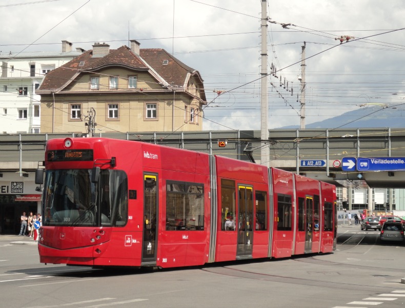 Flexity Outlook 303 - Linie 3