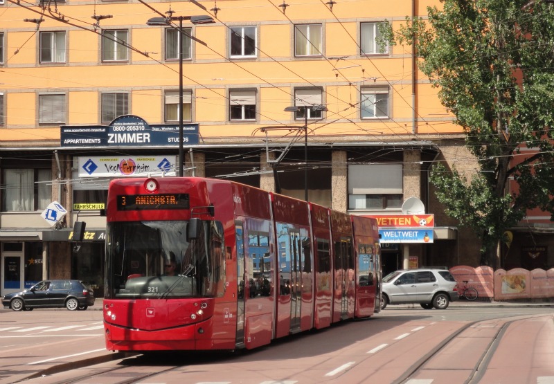 Flexity Outlook 303 - Linie 3