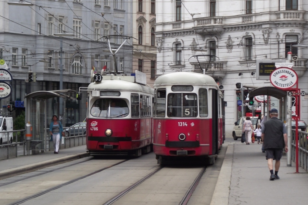 4786 - Linie 33